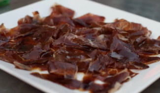 WHICH RAW MEAT OR SAUSAGE HAS THE LEAST FAT?